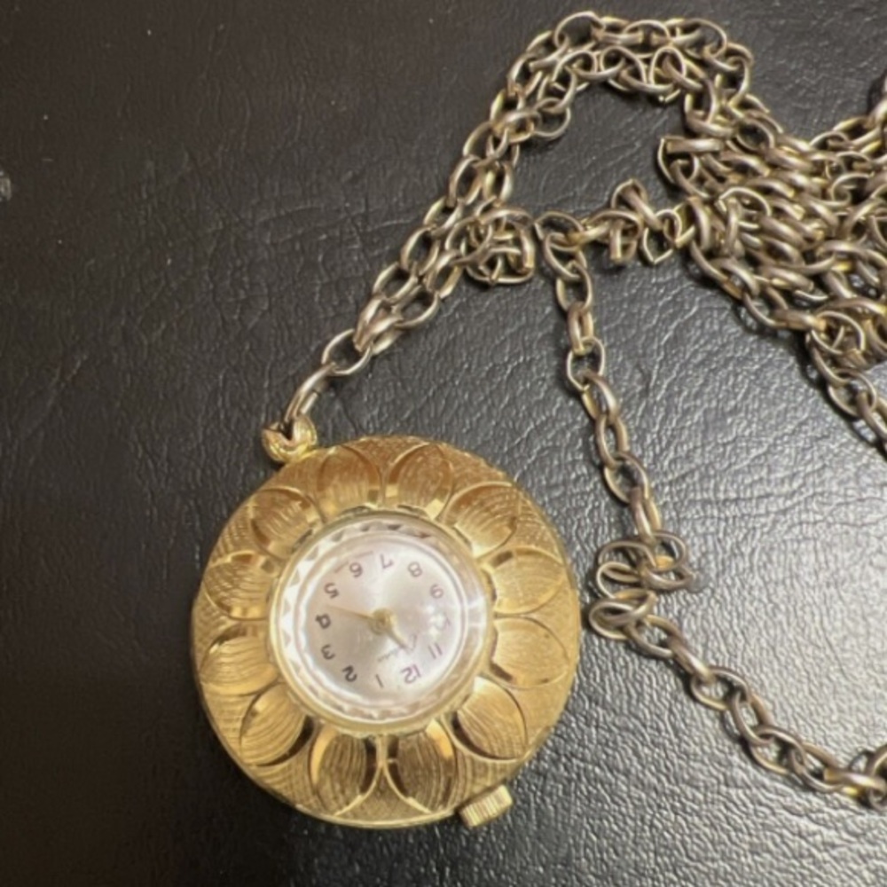 Vintage Endura Pendant Watch Windup with chain